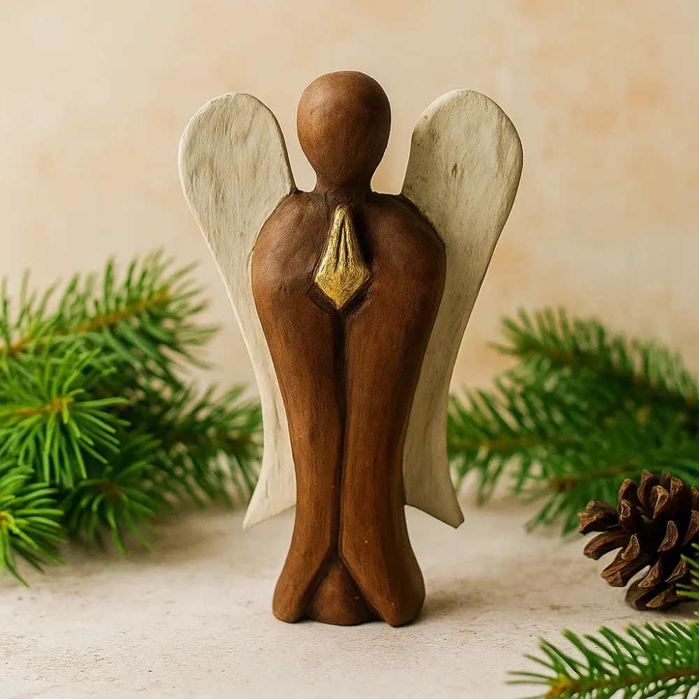 Fa angyal figura – Szerelem 15cm