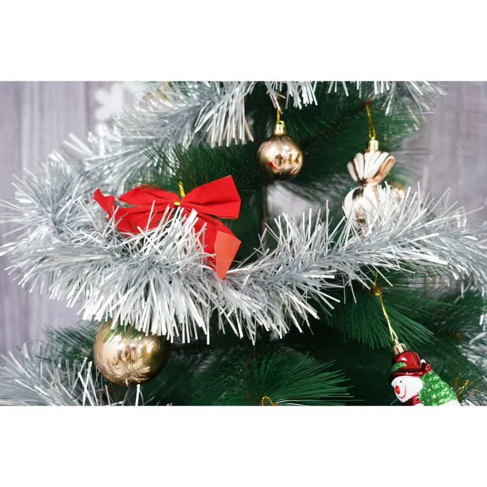 Karácsonyi girland, Vivimall, ezüst, mérete: 2 m x 9 cm, anyaga: PVC fólia, bel-/kültéri
