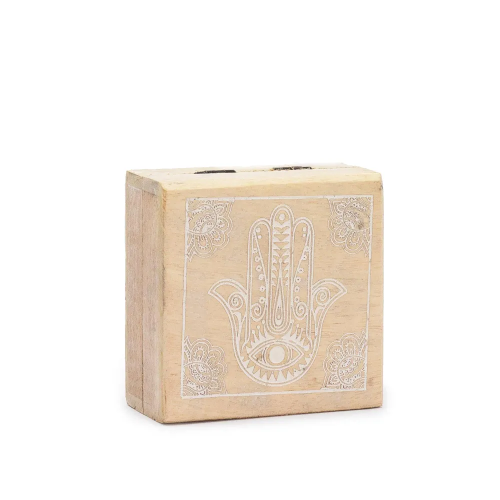 Kis négyzet alakú doboz Hamsa fehérre meszelve 10x10x4.2cm