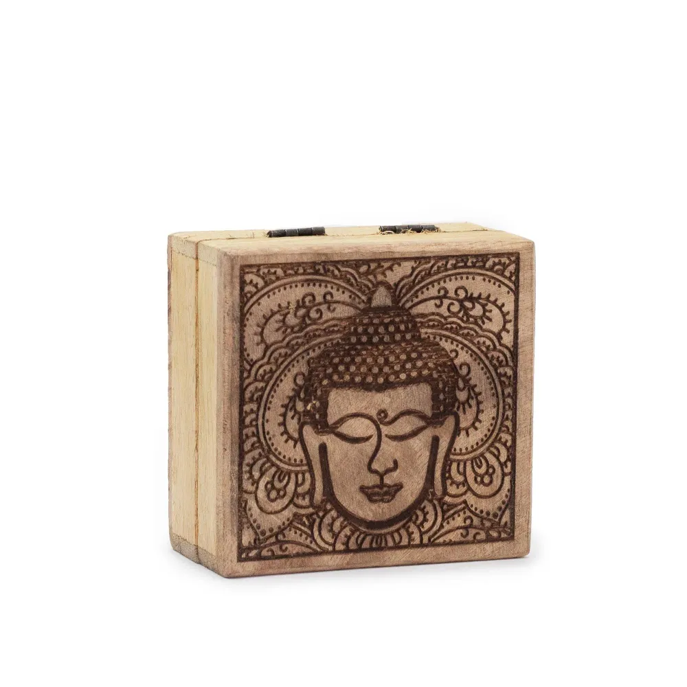 Négyzet alakú doboz Buddha arc fekete gravírozott 10x10x4.2cm