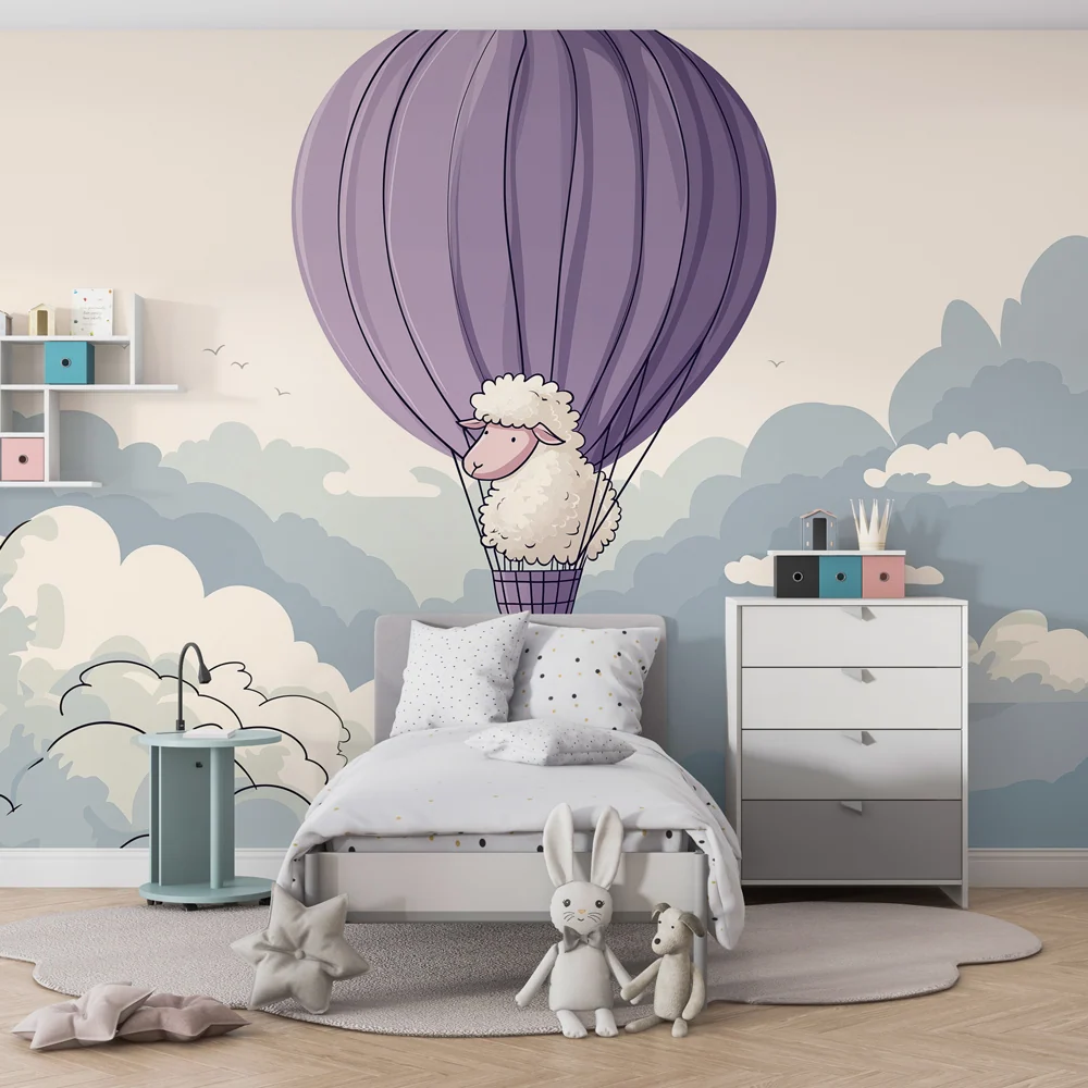 Nursery room wallpaper | Mouton dans un ballon à air chaud parmi les nuages