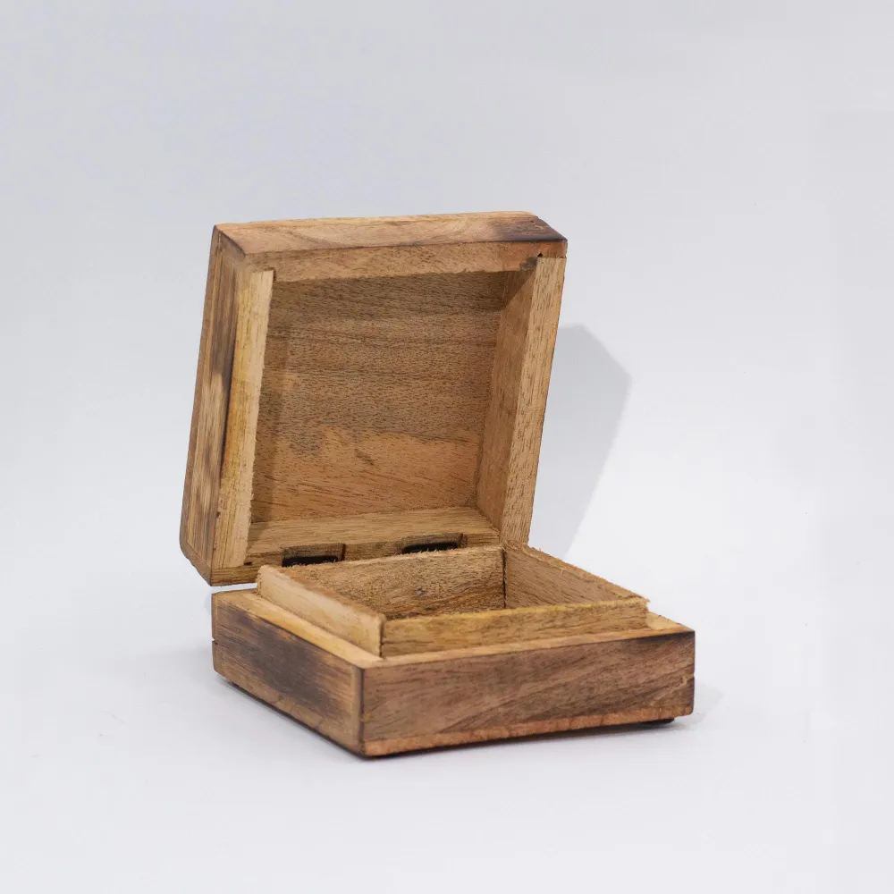 Zománcozott négyzet alakú doboz gomba türkiz 10x10x4.2cm