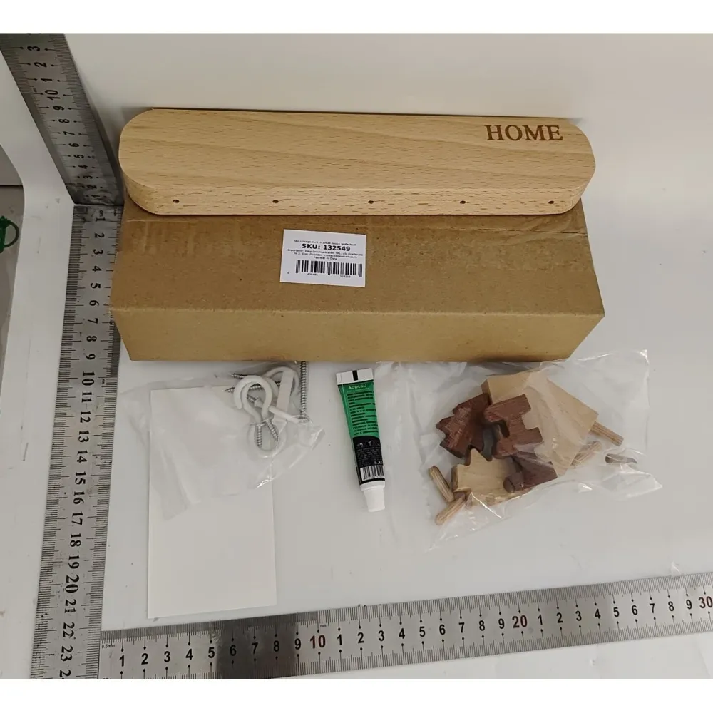 Kulcstartó, Vivimall, fából, fúrás nélküli rögzítés, öntapadós, 5 fehér kampó, házikó modell, teherbírás 5 kg, 13.5 x 23 c...