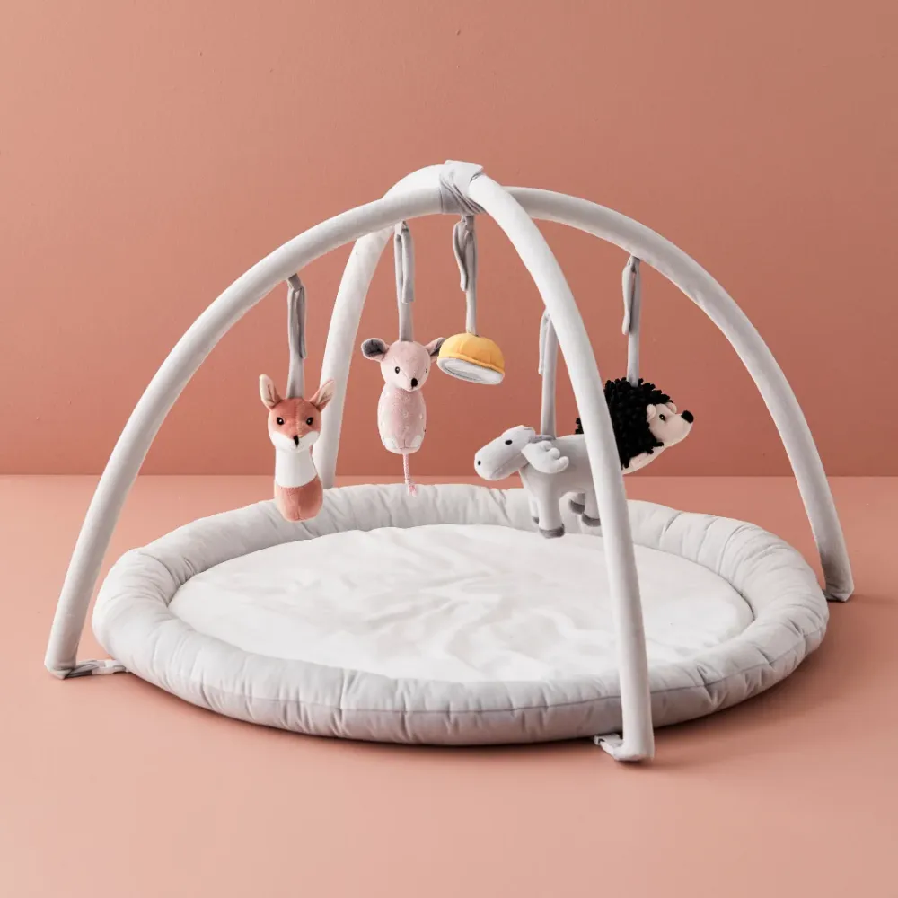 Kid's Concept babatornáztató kis állatokkal
