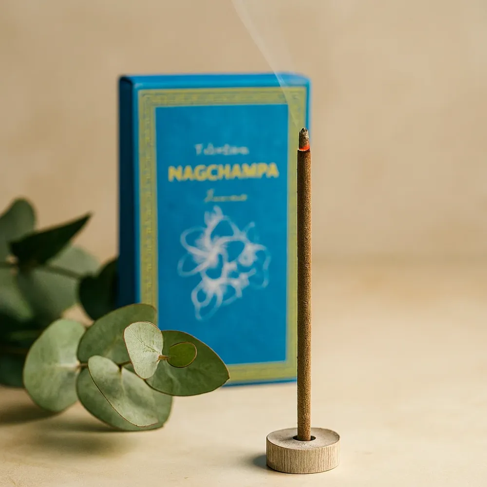 Nag Champa füstölő készlet, 30 szál tartóval