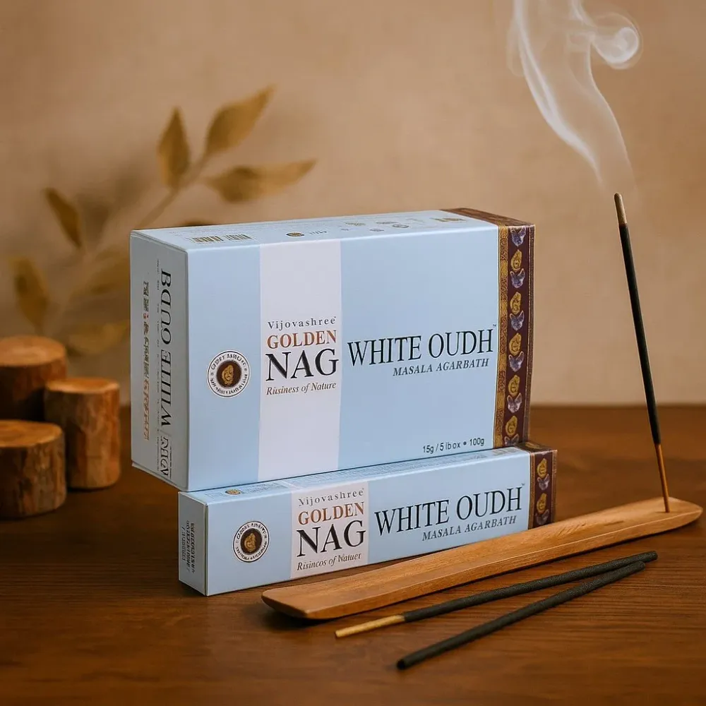 Fehér Oudh Füstölőpálcikák 15g Vijayshree Golden Nag
