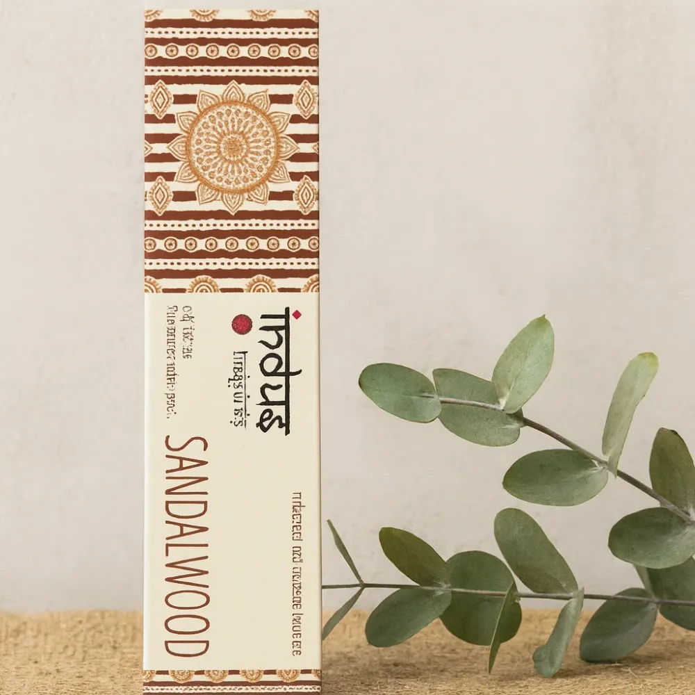 Indus Treasures Szantálfa Füstölőpálcikák Kézzel Göngyölve 15g
