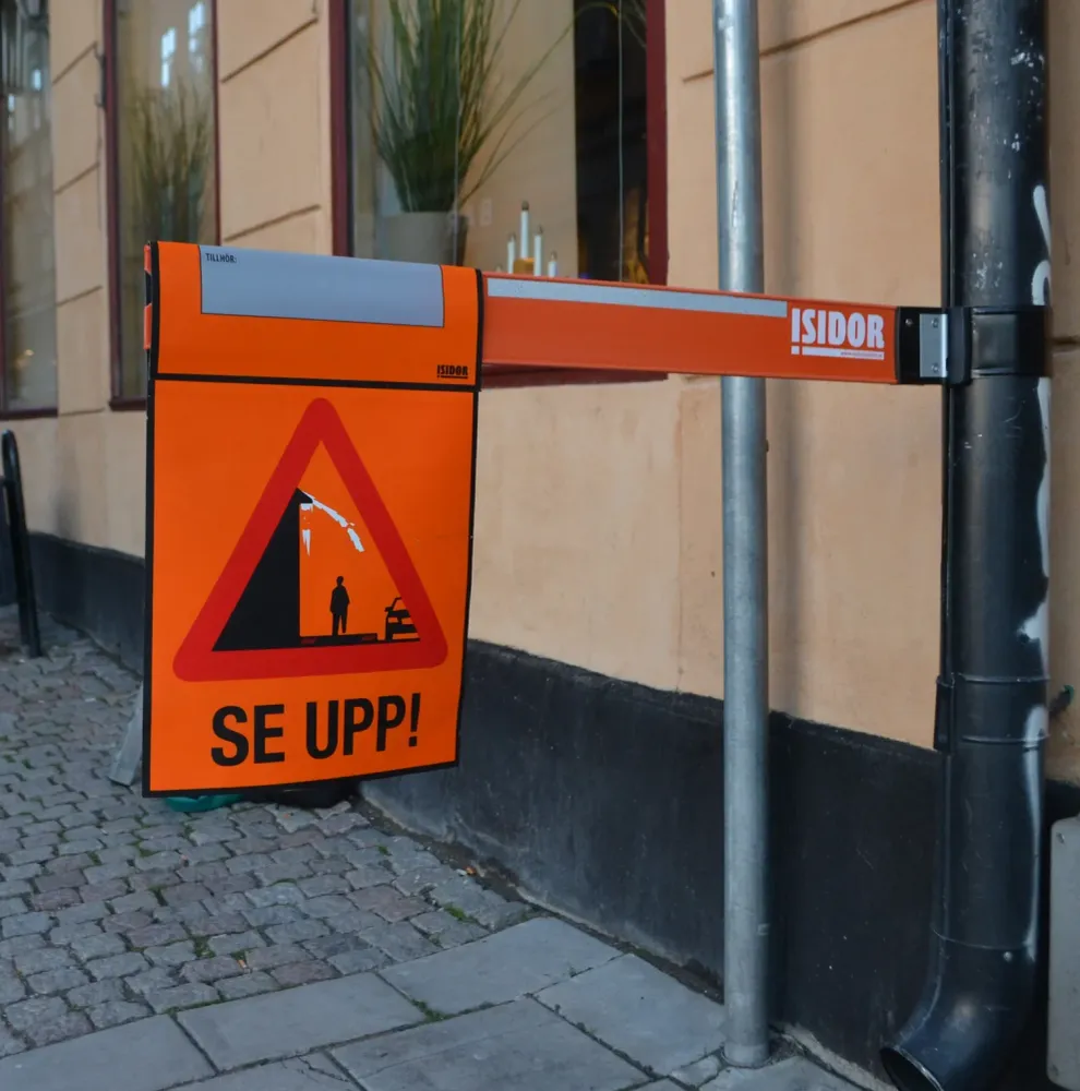 Isidor hóomlásvédő sorompó – rövid modell zászlóval