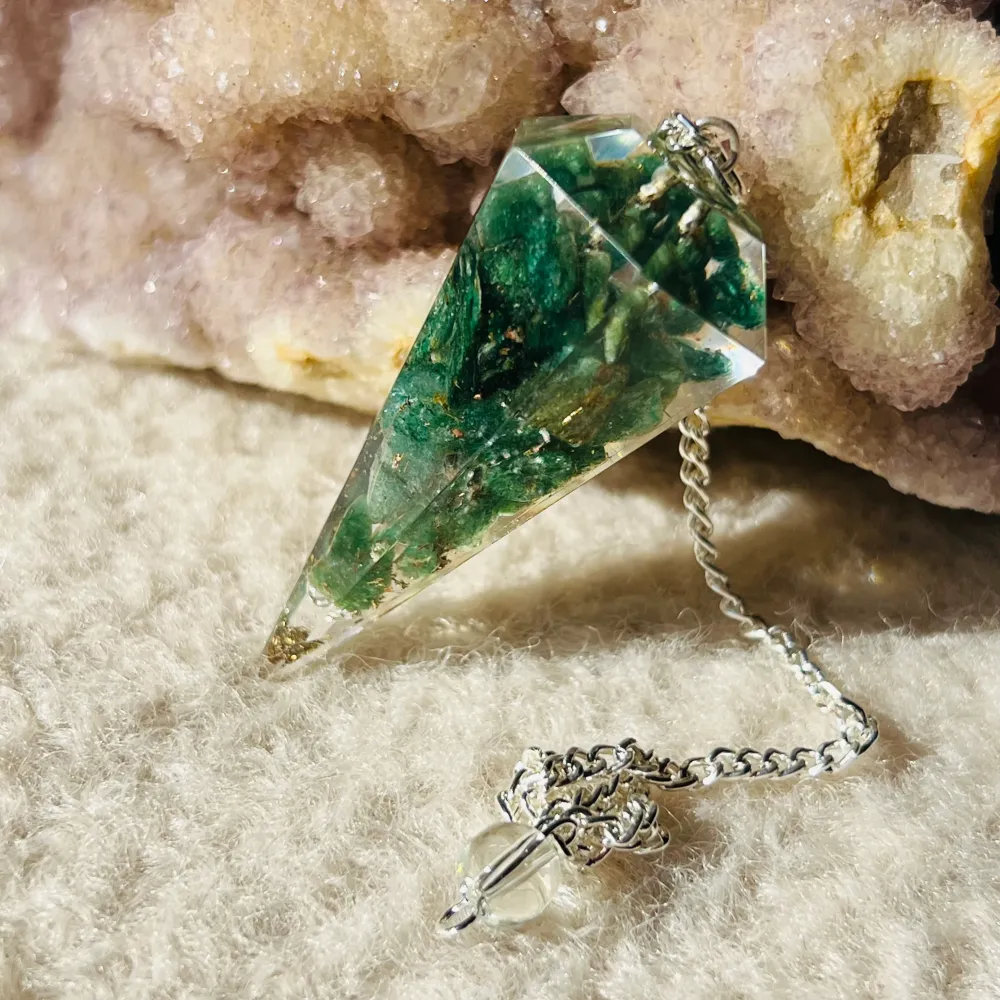Zöld jade orgon ingaküldő