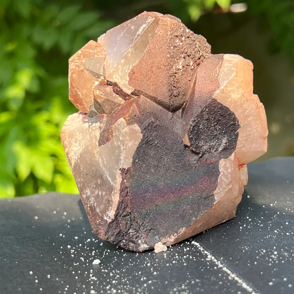 Blacknit kvarc klaszter goetitával és hematittal, 4a/3 modell, Madagaszkárról