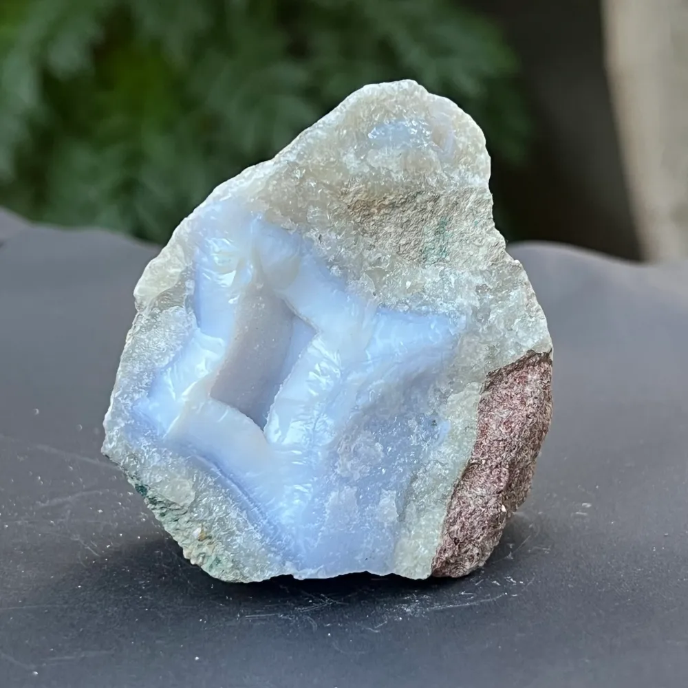 Kék kalcedon /blue lace/ kék achát nyers kő m17