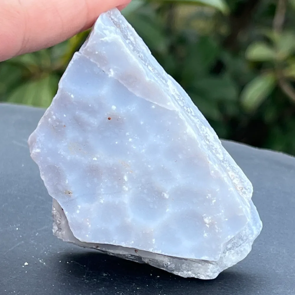 Kék kalcedon /blue lace/ kék achát nyers kő m18
