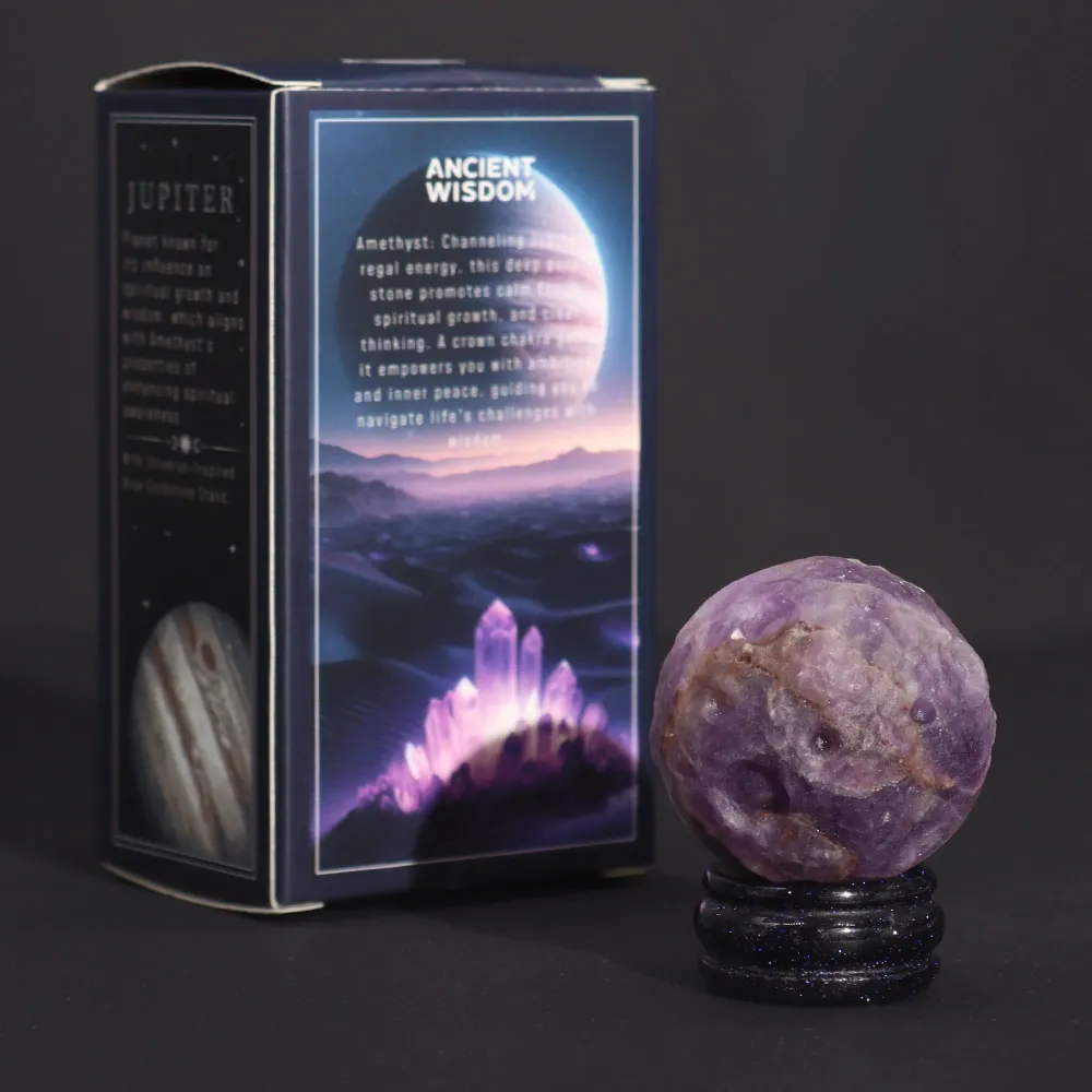 Ametiszt kristálygömb aranykő állvánnyal Jupiter