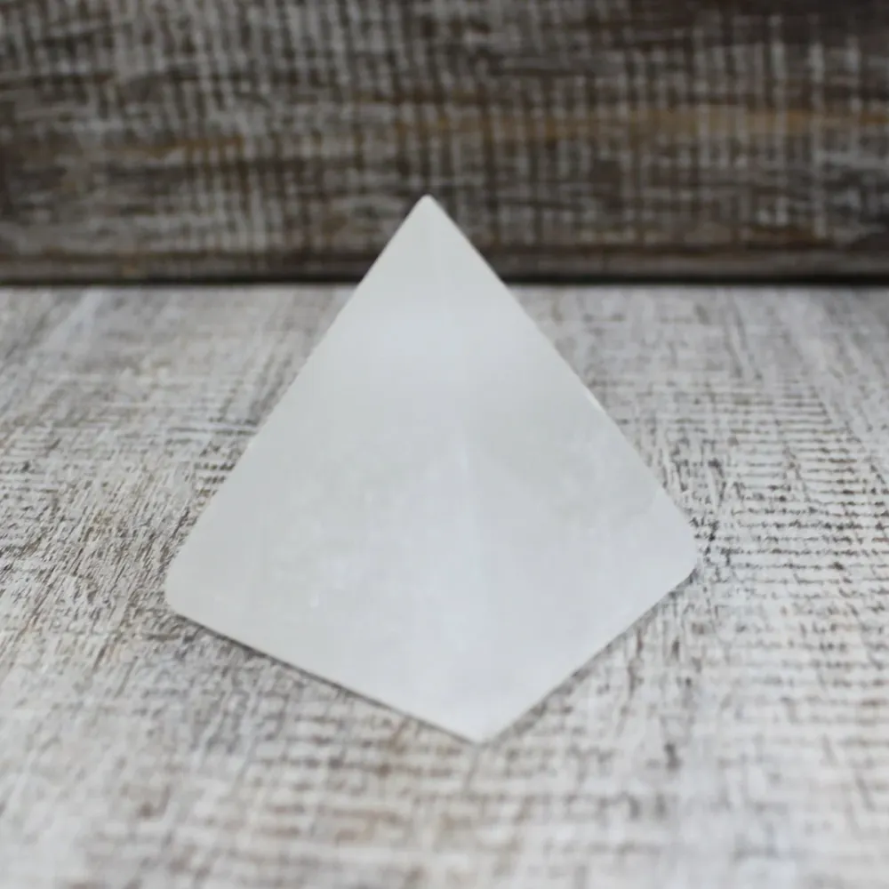 Szelenit kristály piramis 5 cm