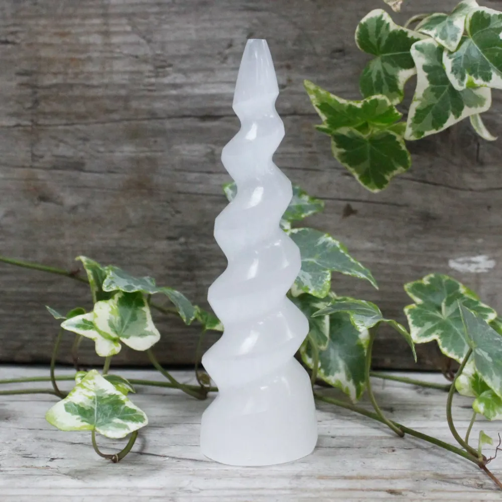 Szelénit torony egyszarvú szarv – 15 cm