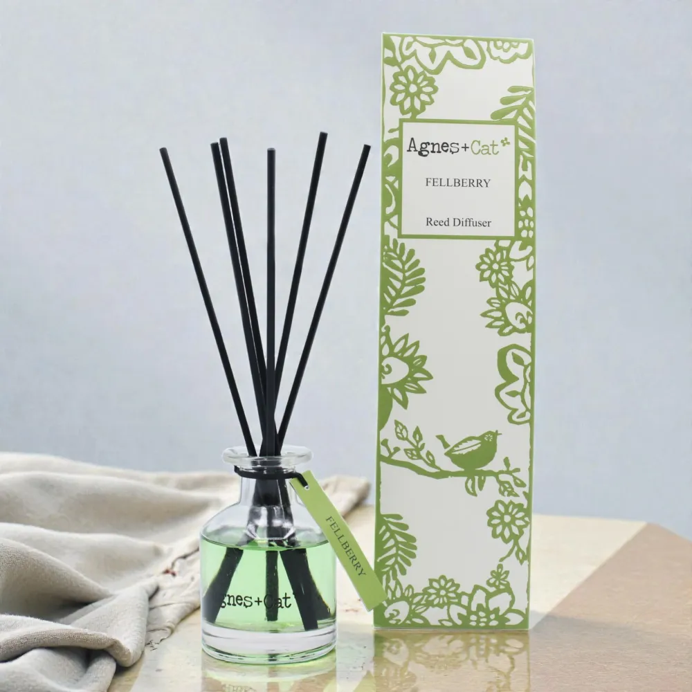 140 ml nádszálas illatosító – Fell Berry