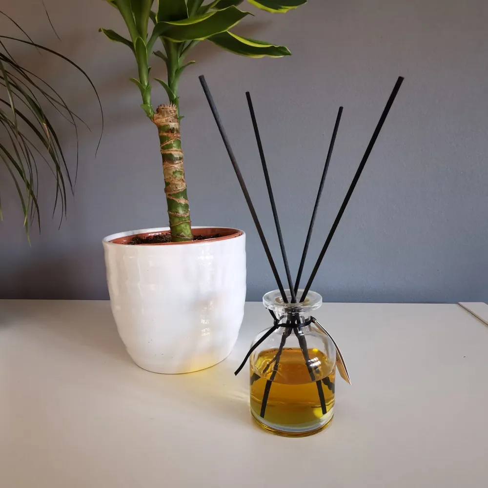 Nádszálas illatosító pálcikák fekete szálból 25 cm, 250 darabos csomag