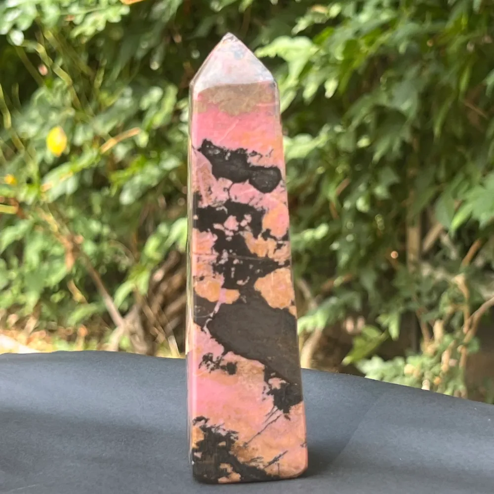 Rhodonite torony/obeliszk Paskisztán modell 3