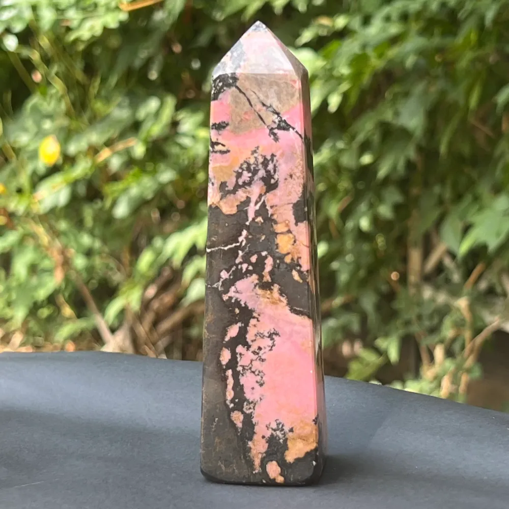 Rhodonite torony/obeliszk Paskisztán modell 3