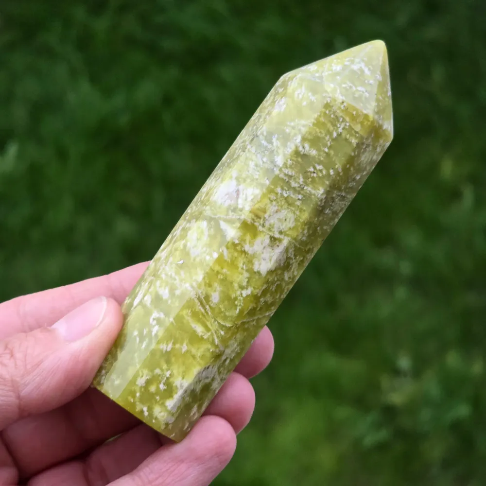Sárga szerpentin torony/obeliszk modell 9