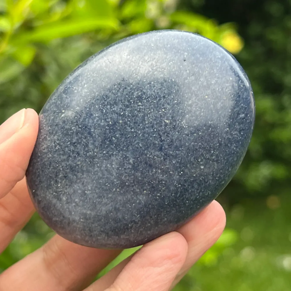 Palm kő lazurit Madagaszkárról, 5-ös modell