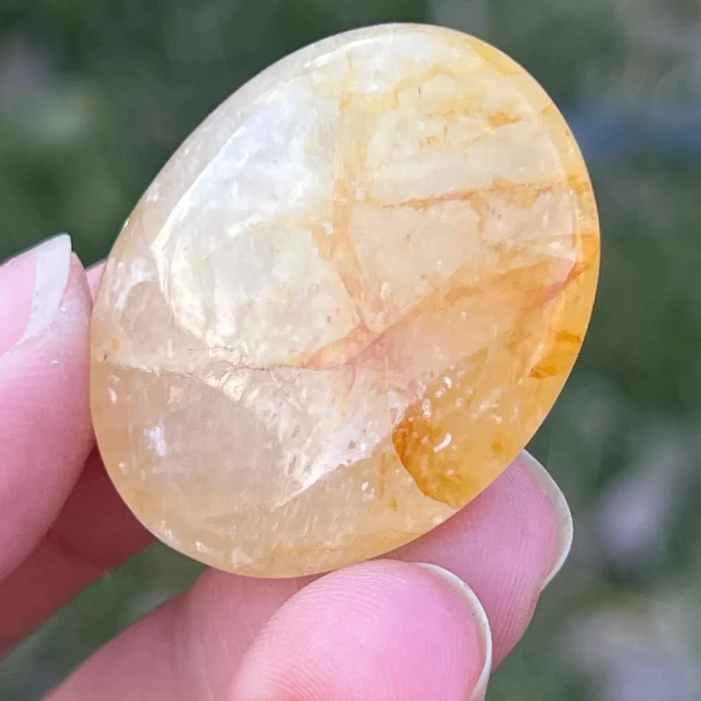Citrom kvarc palmstone 17-es modell, Golden Healer