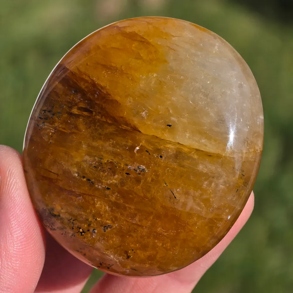 Citrom kvarc palmstone 7-es modell, Golden Healer