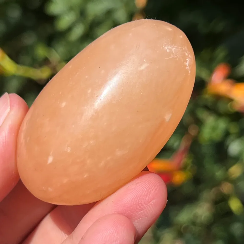 Kalcit narancssárga palmakő Model 9 (Madagaszkárból)