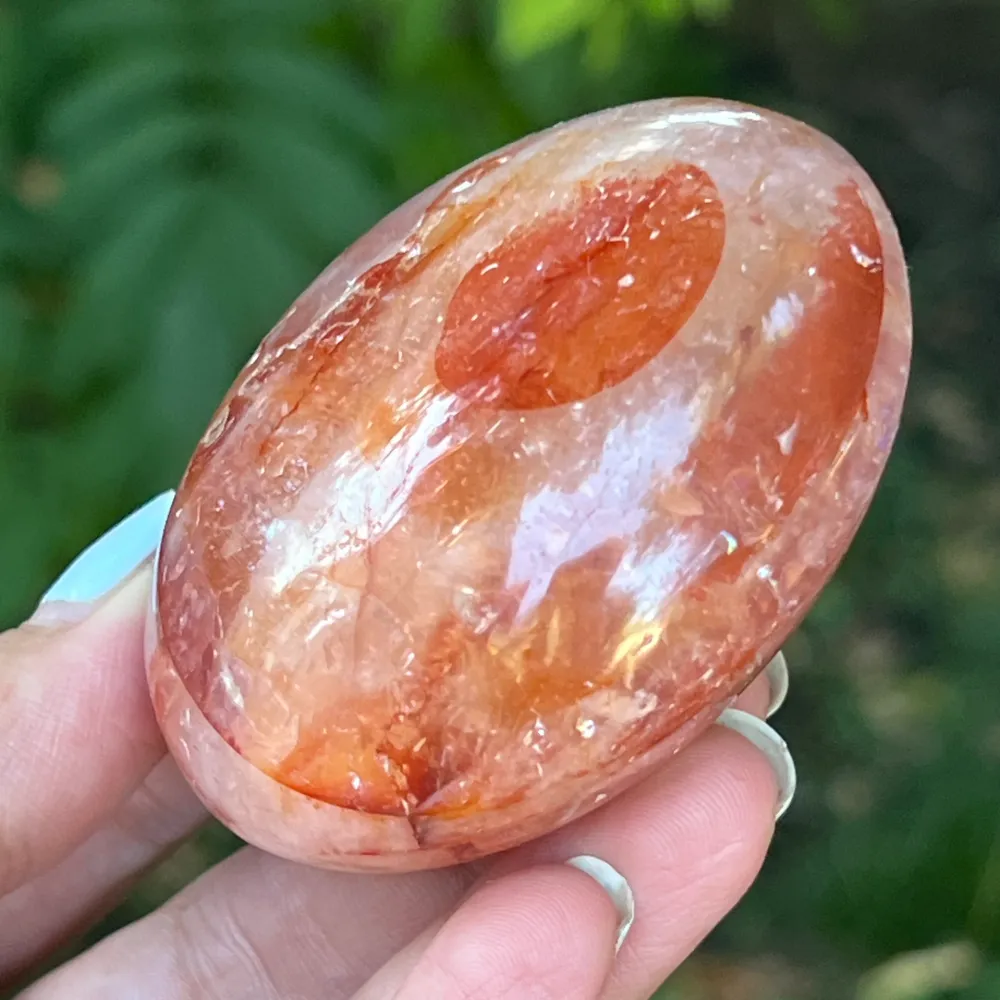 Madagaszkári vörös hematit kvarc palmstone m14, tűzkvarc