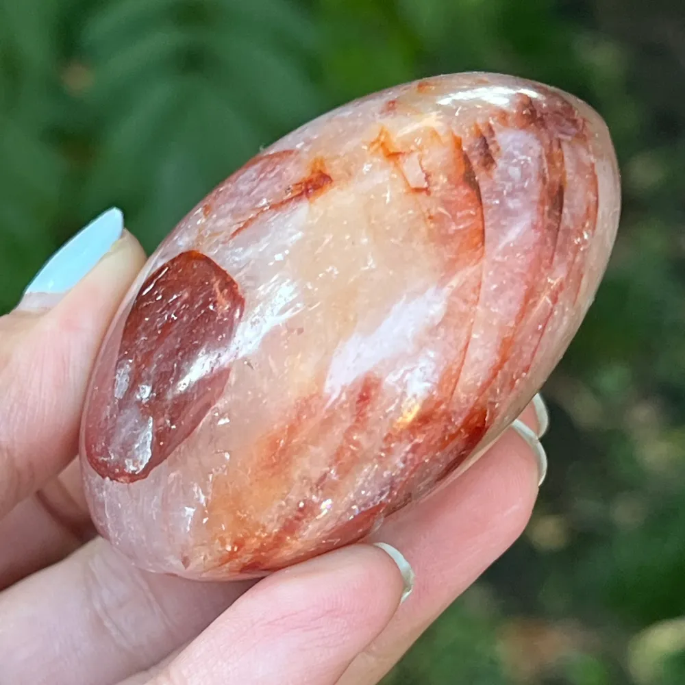 Madagaszkári vörös hematit kvarc palmstone m14, tűzkvarc