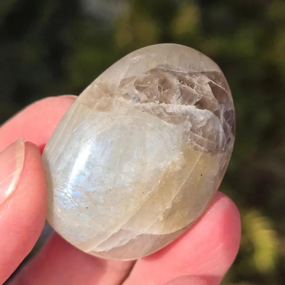 Palmstone holdkő garnierittel m1