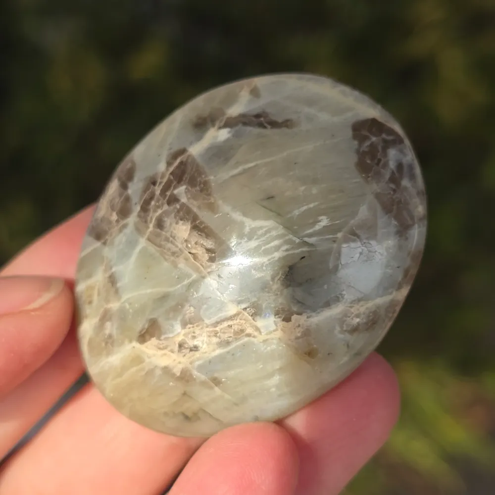Palmstone holdkő garnierittel m7