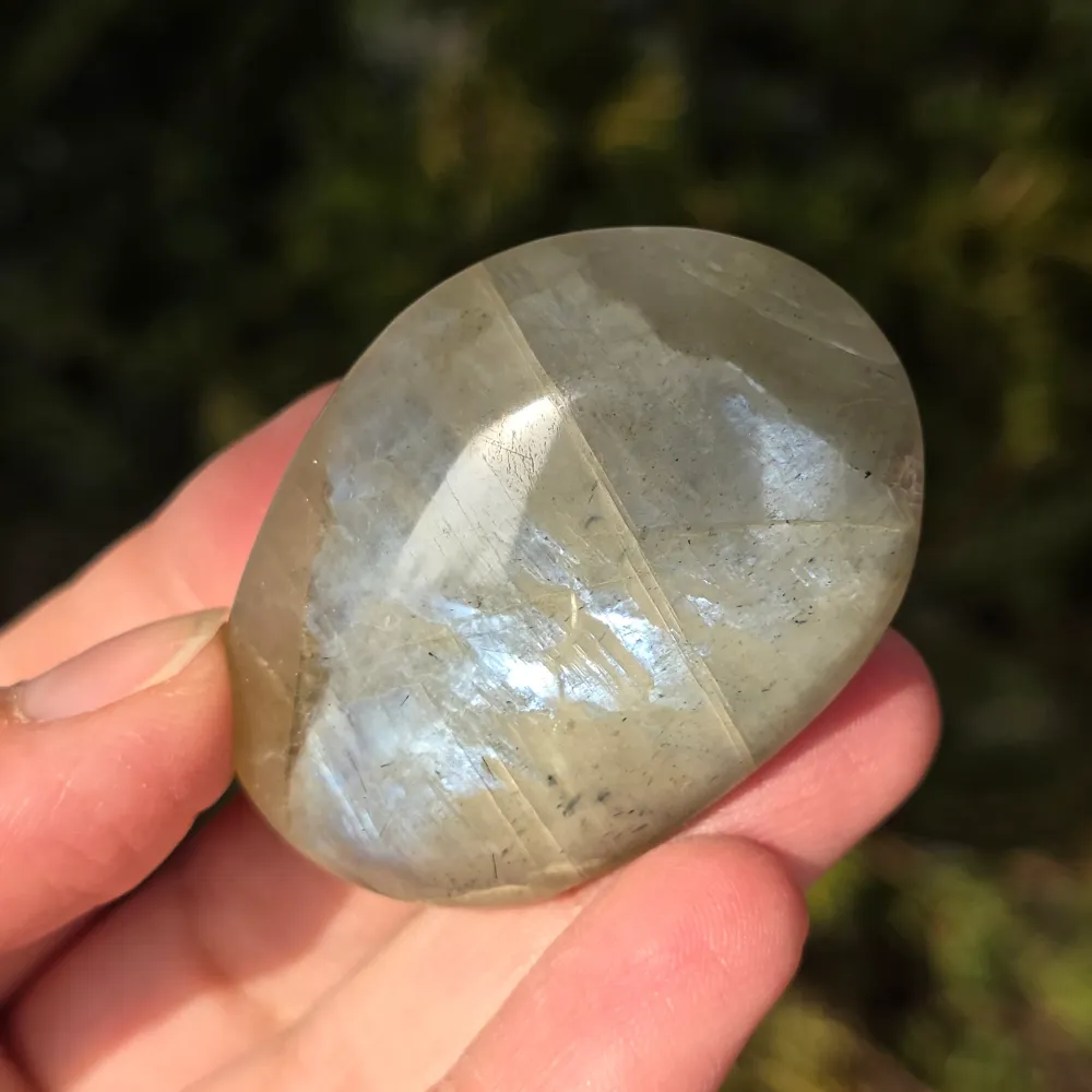 Palmstone holdkő garnierittel | 29. modell