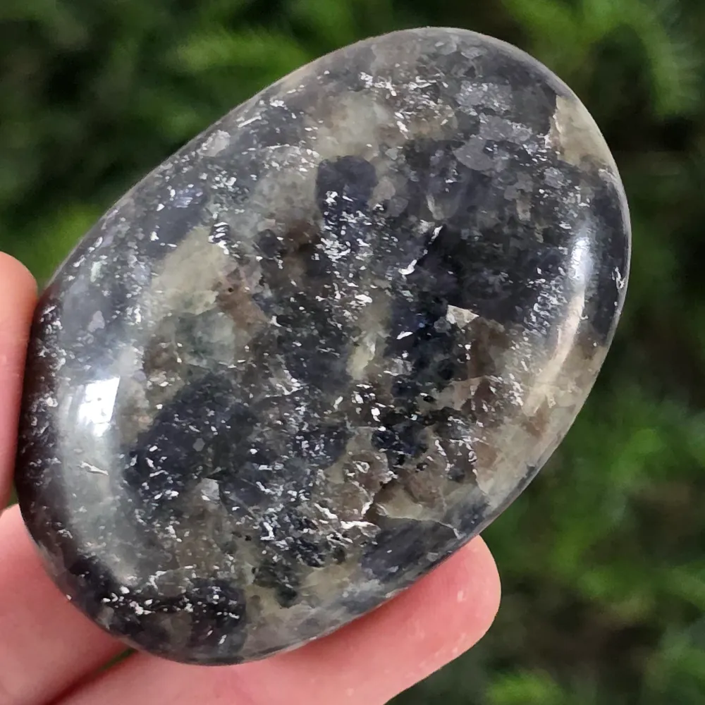 Palmstone iolite (vízzafír) madagaszkári modellből 6