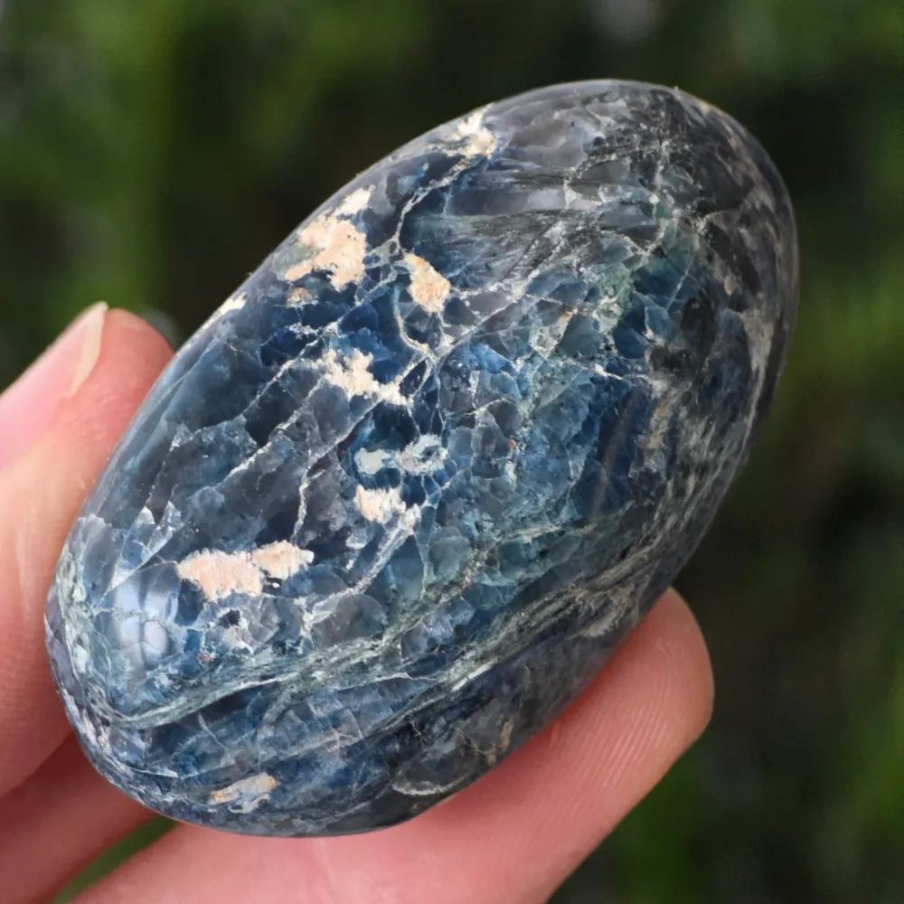 Palmstone sötétkék apatit Madagaszkár | 1. modell