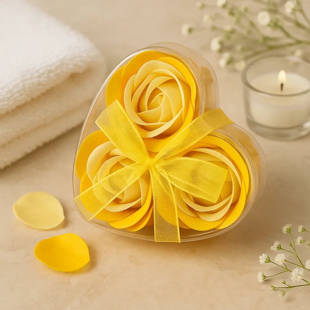 Szappanrózsa szív díszdobozban, 3 darabos készlet