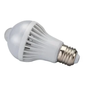 Mozgásérzékelős 7W-os LED izzó